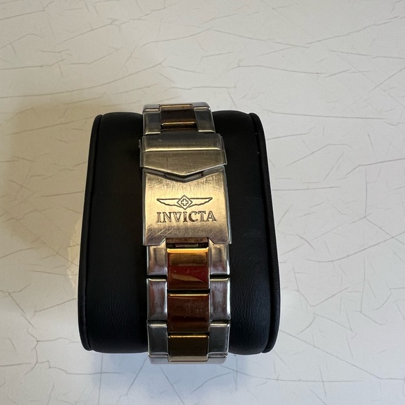Invicta Watch. - Picture 2 of 2